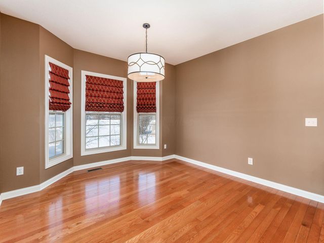 6688 Knoll View Court, Powell, OH 43065