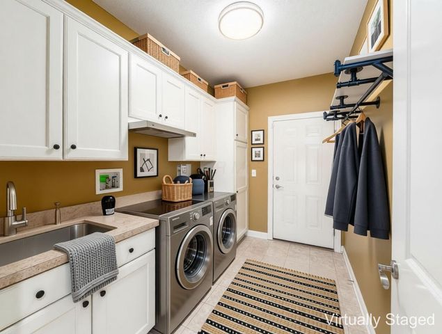 6688 Knoll View Court, Powell, OH 43065