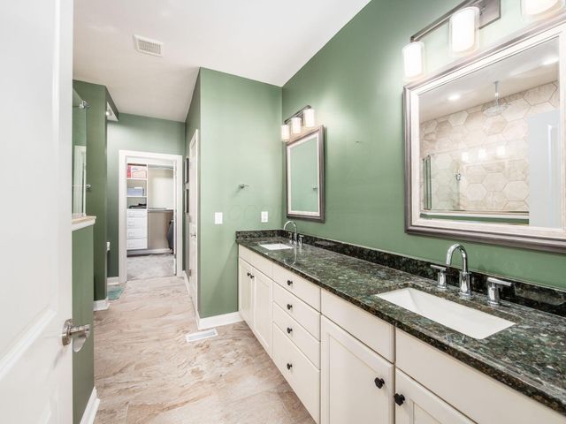 6688 Knoll View Court, Powell, OH 43065