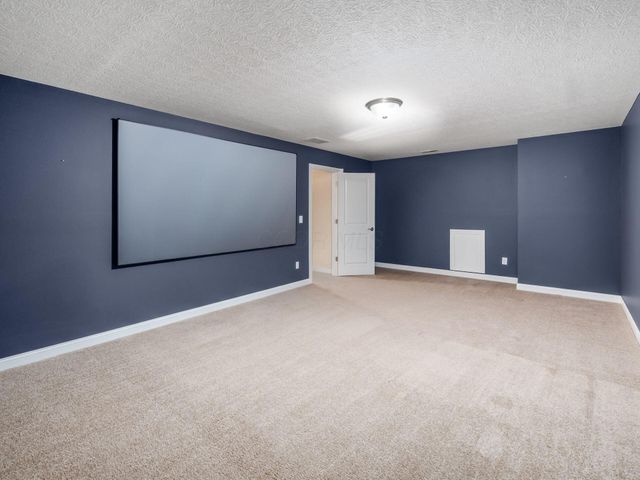 6688 Knoll View Court, Powell, OH 43065