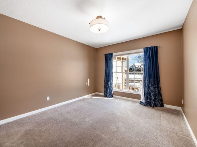 6688 Knoll View Court, Powell, OH 43065