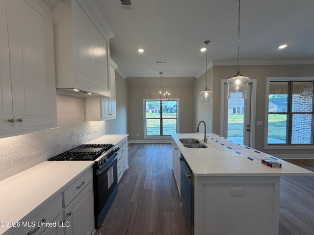 341 Brookfield Circle, Brandon, MS 39042