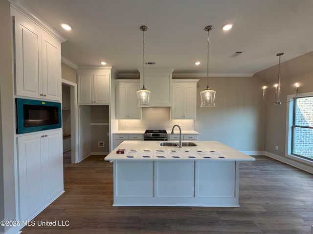 341 Brookfield Circle, Brandon, MS 39042