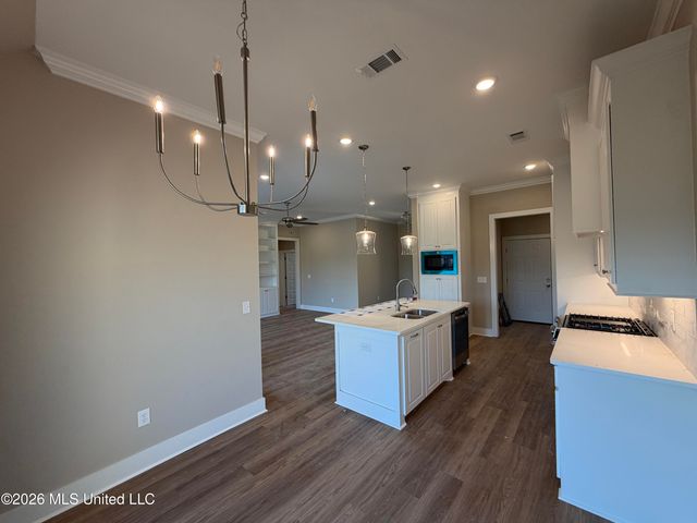 341 Brookfield Circle, Brandon, MS 39042
