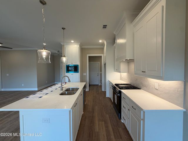 341 Brookfield Circle, Brandon, MS 39042