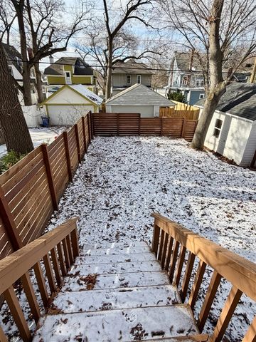 905 Calvin Avenue, Grand Rapids, MI 49506