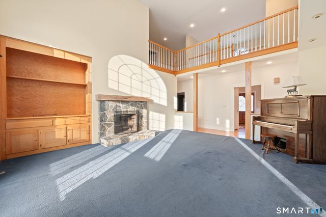 180 River Road, Hamden, CT 06518