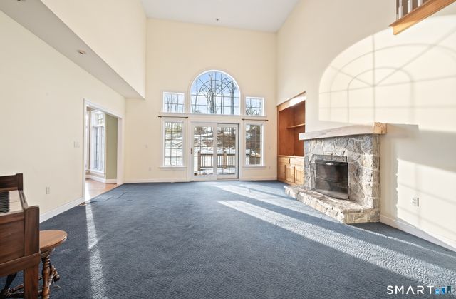 180 River Road, Hamden, CT 06518