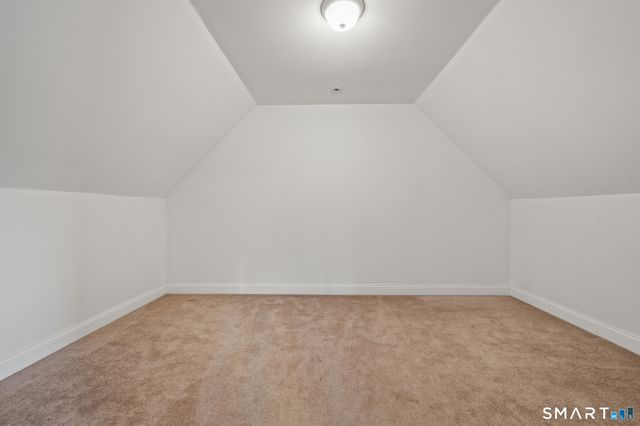 180 River Road, Hamden, CT 06518