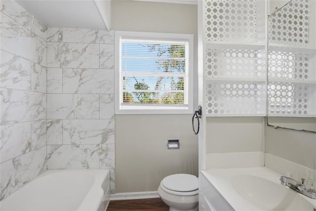 521 E Oak Lane, Lake Charles, LA 70605