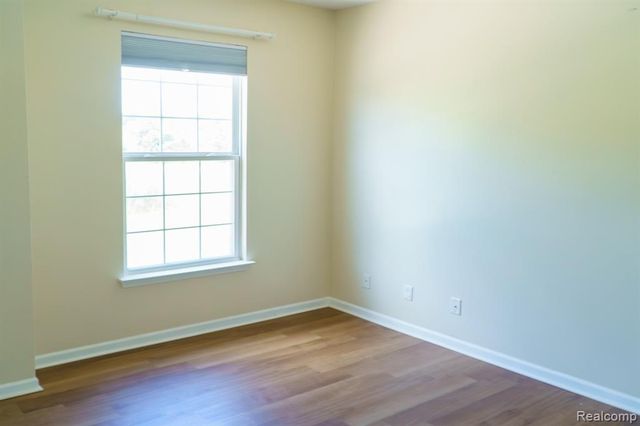 1803 Pinecroft Drive, Canton, MI 48188