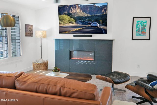 6702 N 13TH Street, Phoenix, AZ 85014