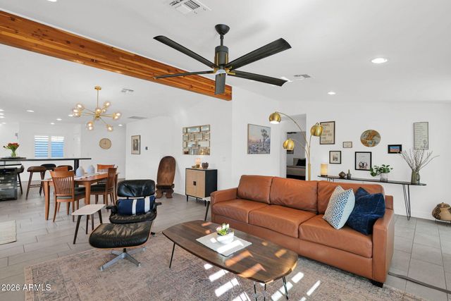 6702 N 13TH Street, Phoenix, AZ 85014