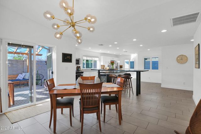 6702 N 13TH Street, Phoenix, AZ 85014