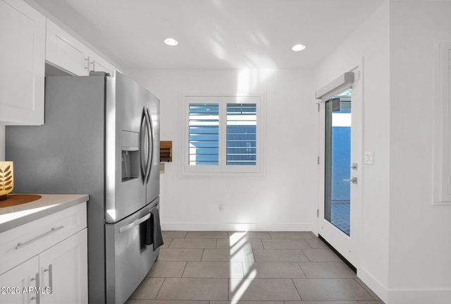 6702 N 13TH Street, Phoenix, AZ 85014