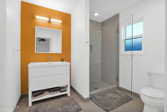 6702 N 13TH Street, Phoenix, AZ 85014