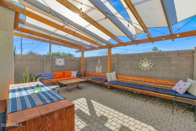 6702 N 13TH Street, Phoenix, AZ 85014