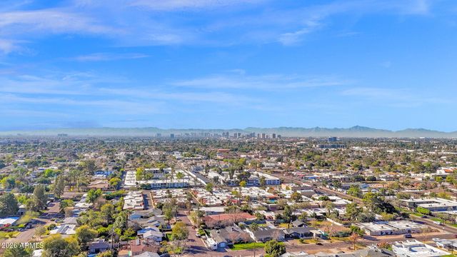 6702 N 13TH Street, Phoenix, AZ 85014