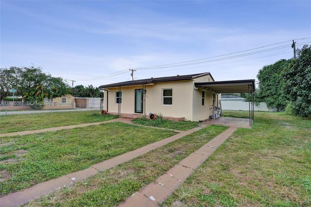 1300 NW 87th St, Miami, FL 33147