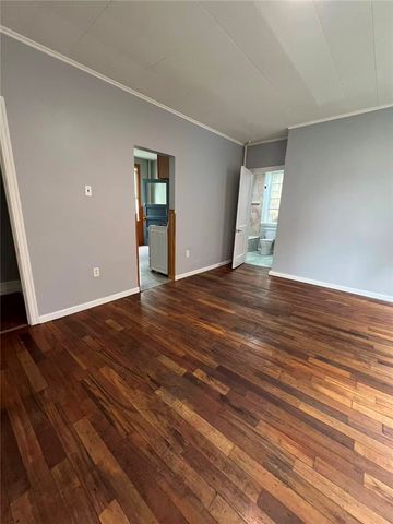 743 Taylor Ave, Avalon, PA 15202
