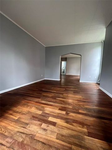 743 Taylor Ave, Avalon, PA 15202