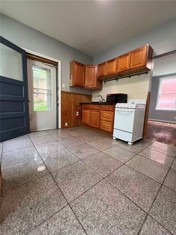 743 Taylor Ave, Avalon, PA 15202