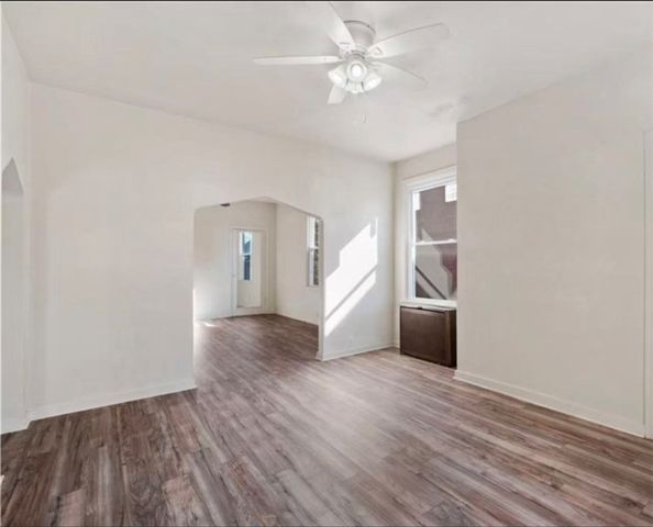 743 Taylor Ave, Avalon, PA 15202