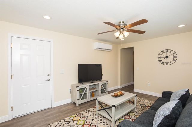 915 E PALMETTO STREET, Lakeland, FL 33801