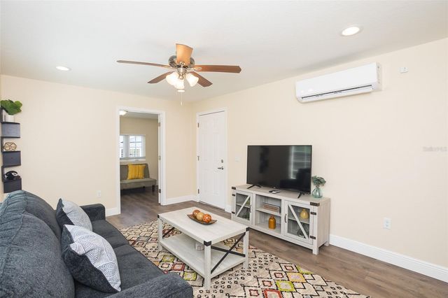 915 E PALMETTO STREET, Lakeland, FL 33801