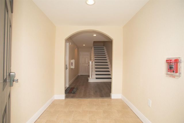 915 E PALMETTO STREET, Lakeland, FL 33801