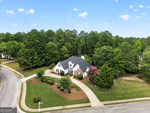150 Chess Chase, Fayetteville, GA 30215