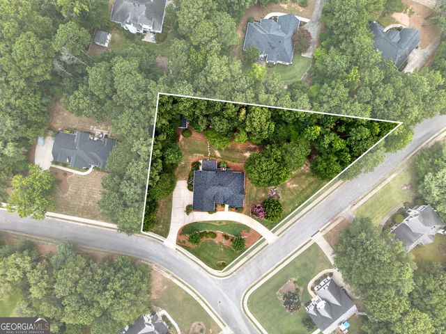 150 Chess Chase, Fayetteville, GA 30215