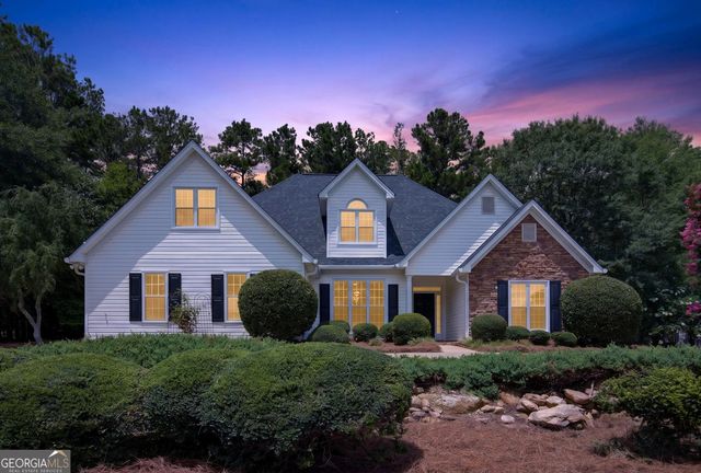 150 Chess Chase, Fayetteville, GA 30215