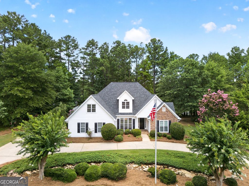150 Chess Chase, Fayetteville, GA 30215
