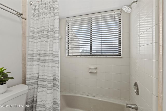 2219 GORDEN Avenue, Jacksonville Beach, FL 32250