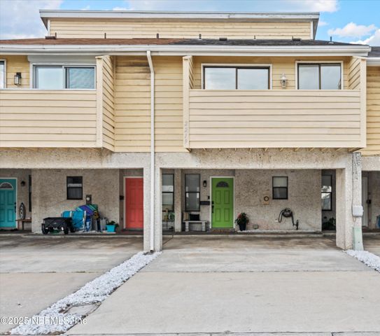 2219 GORDEN Avenue, Jacksonville Beach, FL 32250