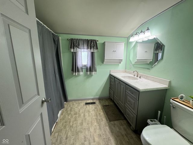 815 E Washington Street, Greensburg, IN 47240