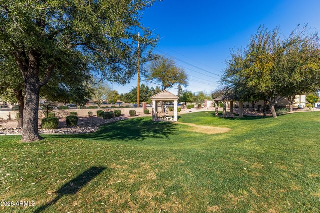 2565 E SOUTHERN Avenue 24, Mesa, AZ 85204