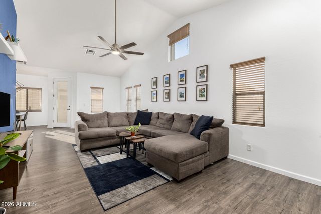 2565 E SOUTHERN Avenue 24, Mesa, AZ 85204