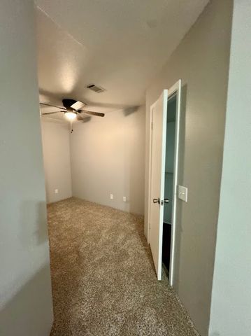 1305 W VILLA MARIA Road W C-107, Bryan, TX 77801