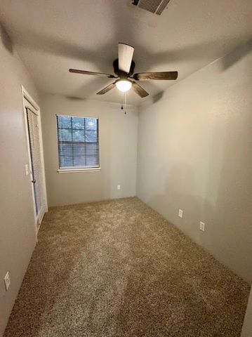 1305 W VILLA MARIA Road W C-107, Bryan, TX 77801