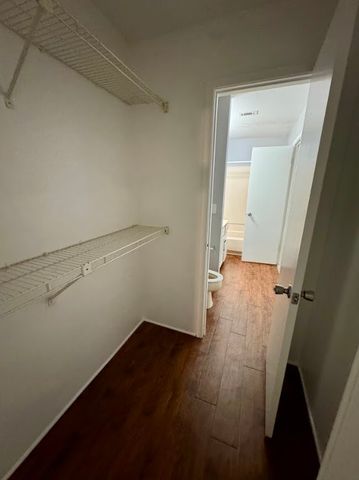 1305 W VILLA MARIA Road W C-107, Bryan, TX 77801