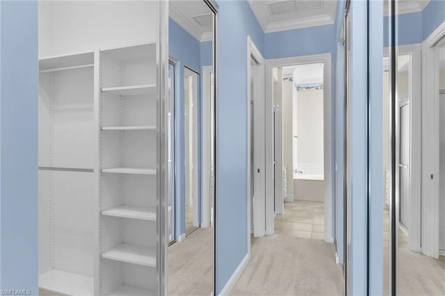 7025 Leopardi CT, Naples, FL 34114