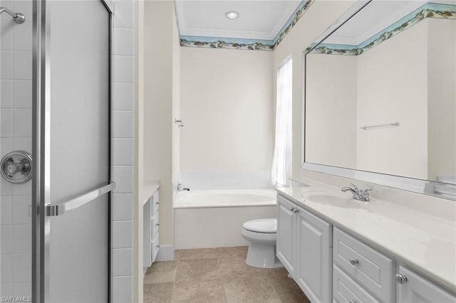 7025 Leopardi CT, Naples, FL 34114