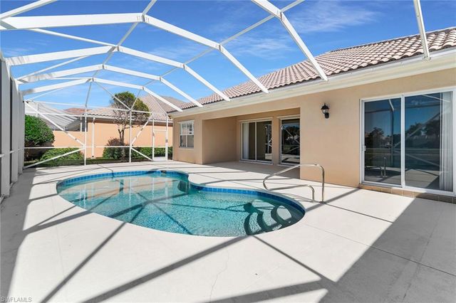 7025 Leopardi CT, Naples, FL 34114