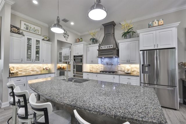 3108 MIDWAY ROAD, Plant City, FL 33565