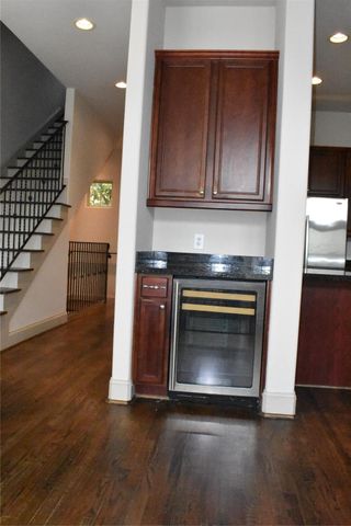 2922 Leeland Street, Houston, TX 77003