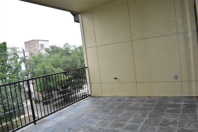 2922 Leeland Street, Houston, TX 77003