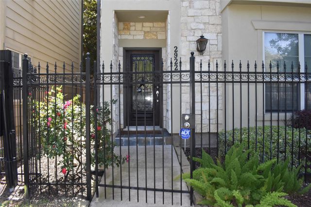 2922 Leeland Street, Houston, TX 77003