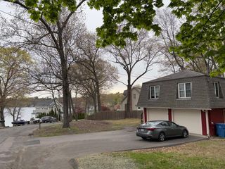 18 A St, Wrentham, MA 02093
